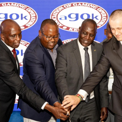 How does AGOK coordinate multi-operator responsible gambling initiatives?